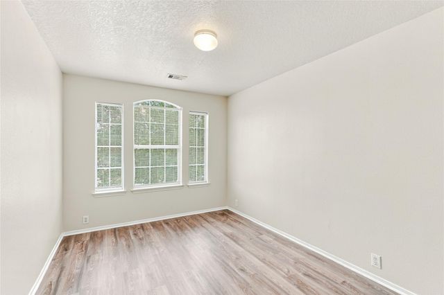 3310 Jib Court, Fresno, TX 77545