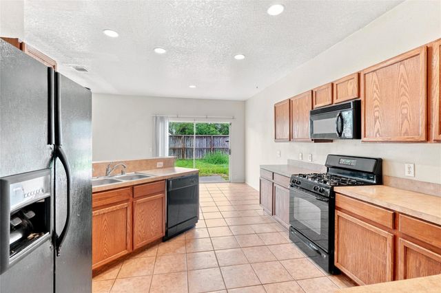 3310 Jib Court, Fresno, TX 77545