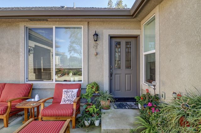 21089 Falling Leaf Road, Redding, CA 96003