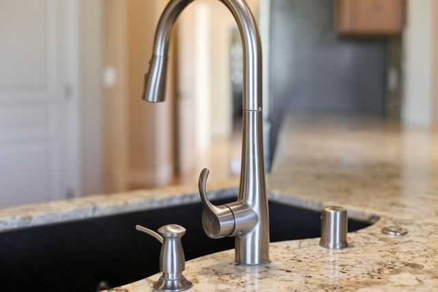 21089 Falling Leaf Road, Redding, CA 96003