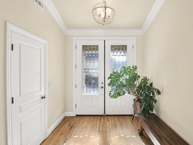 21089 Falling Leaf Road, Redding, CA 96003