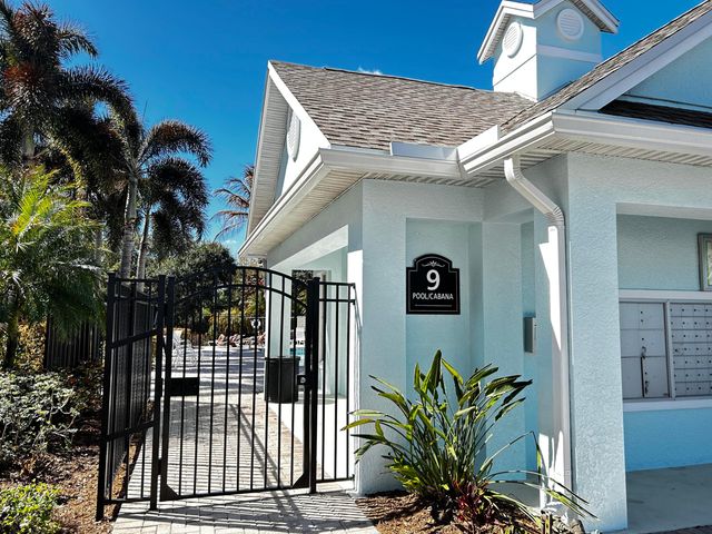 1611 SE Pomeroy Street, Stuart, FL 34997