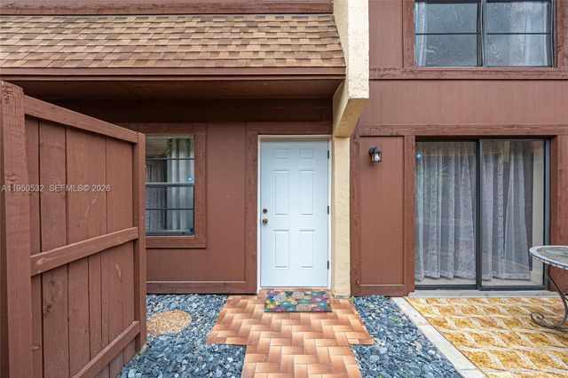 6534 SW 114th Pl G-75, Miami, FL 33173