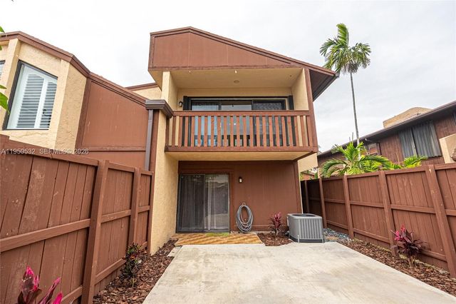 6534 SW 114th Pl G-75, Miami, FL 33173