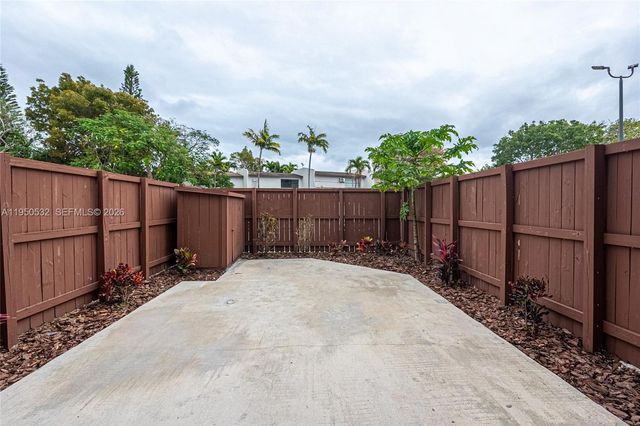 6534 SW 114th Pl G-75, Miami, FL 33173