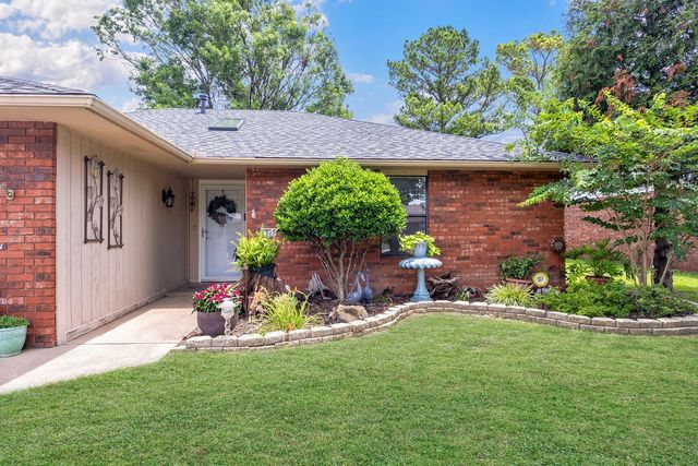 1503 Dyer Street, Springdale, AR 72762