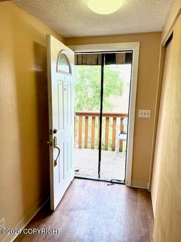 3804 Lois Drive, Anchorage, AK 99517