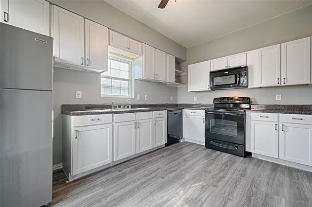 203 E Ann Street, Kaufman, TX 75142