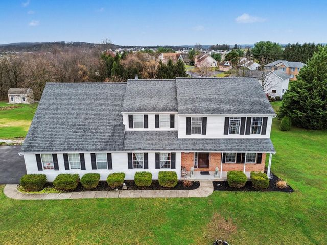 2455 BRANDYWINE LN, York, PA 17404