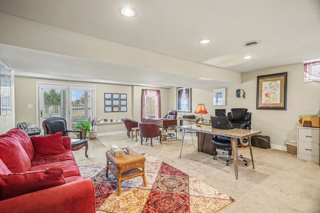 2455 BRANDYWINE LN, York, PA 17404