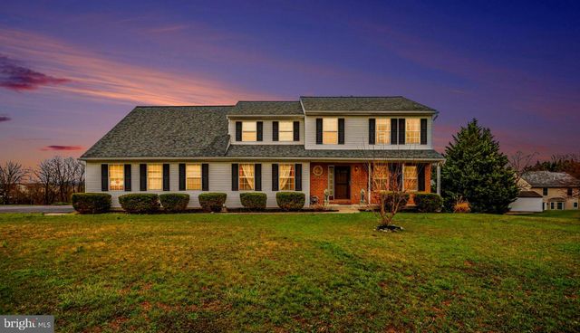 2455 BRANDYWINE LN, York, PA 17404