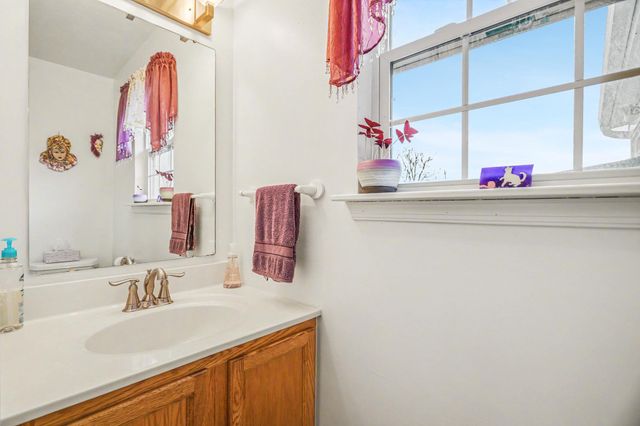 2455 BRANDYWINE LN, York, PA 17404