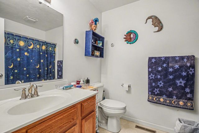 2455 BRANDYWINE LN, York, PA 17404