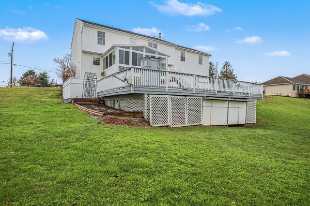 2455 BRANDYWINE LN, York, PA 17404