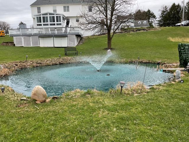 2455 BRANDYWINE LN, York, PA 17404