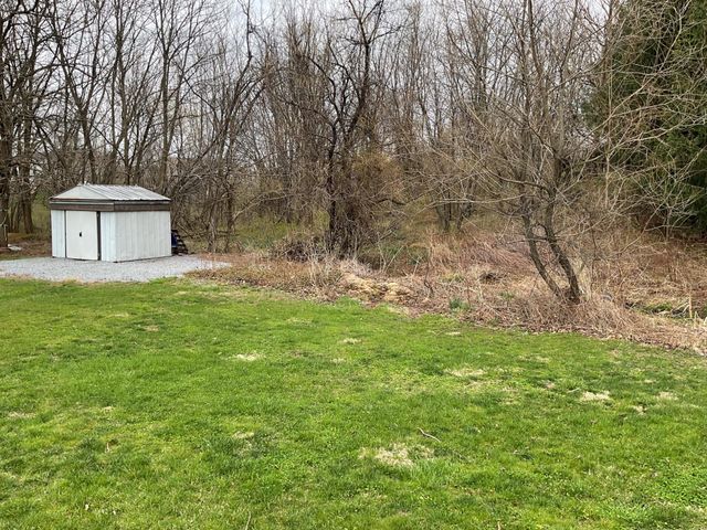 2455 BRANDYWINE LN, York, PA 17404