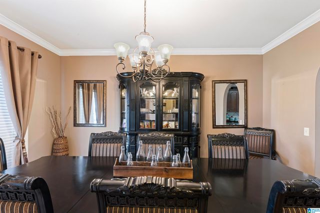 60 CREST LOOP ROAD, Clanton, AL 35045