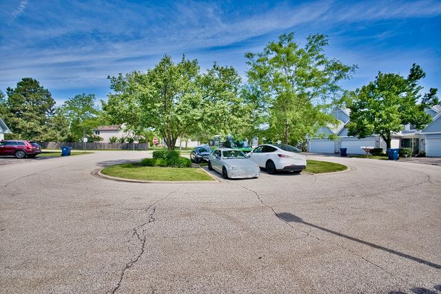 1506 Fernwood Court, Gurnee, IL 60031