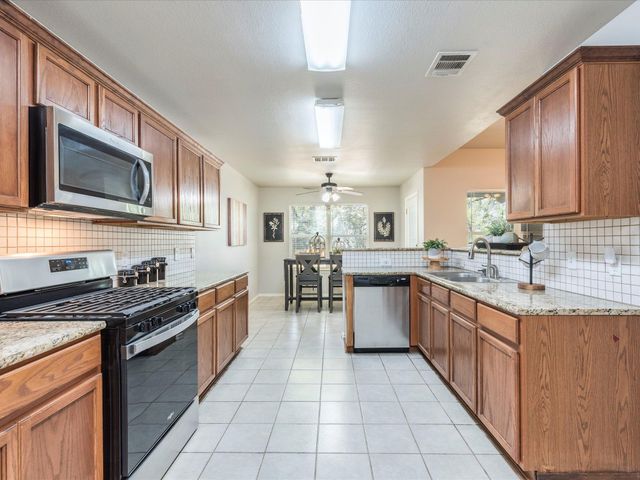 1513 Hawk DR, Cedar Park, TX 78613
