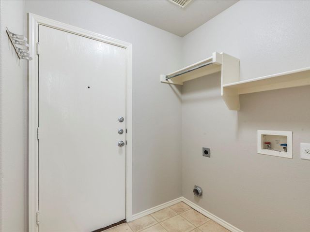 1513 Hawk DR, Cedar Park, TX 78613