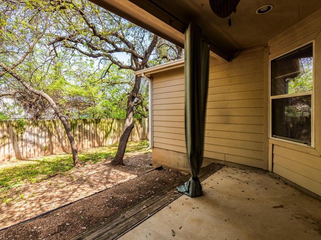 1513 Hawk DR, Cedar Park, TX 78613
