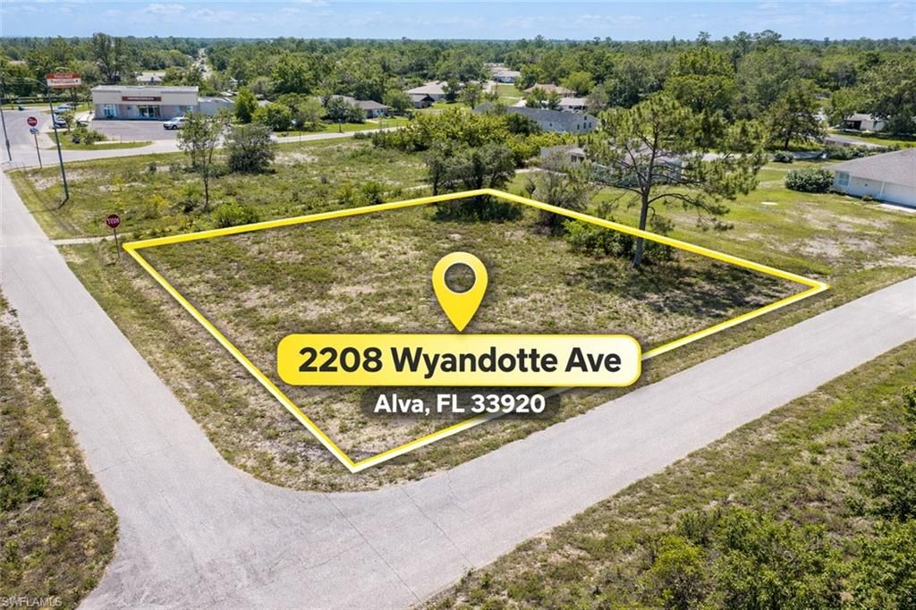 2208 Wyandotte AVE, ALVA, FL 33920 — exterior
