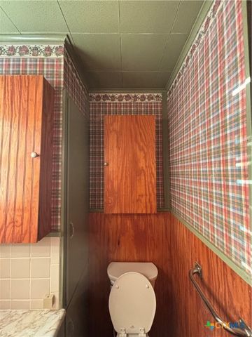 509 N 9th Street, Port O'connor, TX 77982