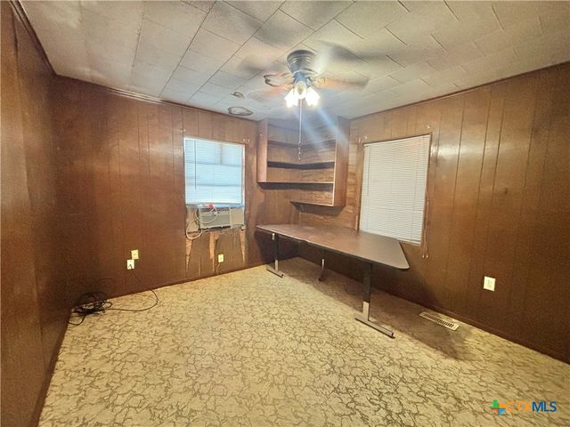 509 N 9th Street, Port O'connor, TX 77982