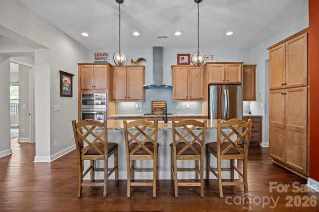 620 Tallulah Falls Drive, Denver, NC 28037