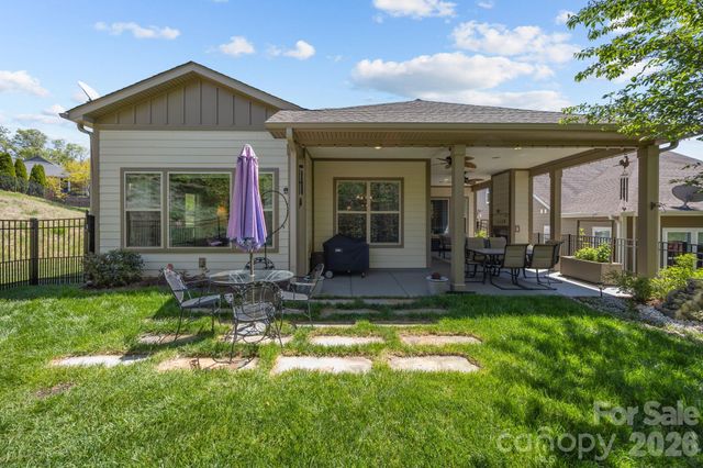 620 Tallulah Falls Drive, Denver, NC 28037