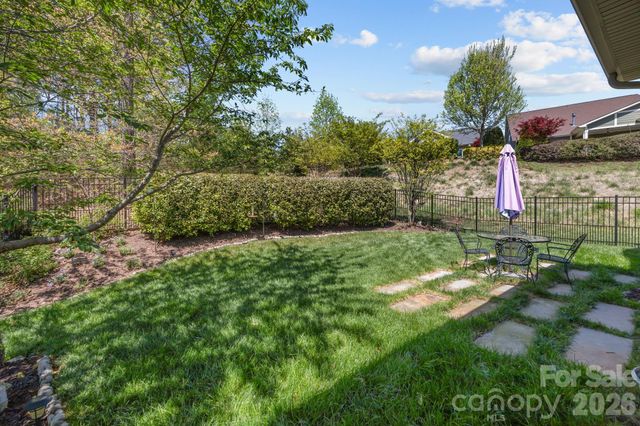 620 Tallulah Falls Drive, Denver, NC 28037