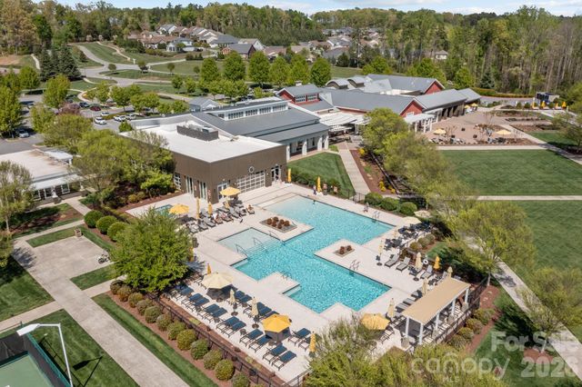 620 Tallulah Falls Drive, Denver, NC 28037