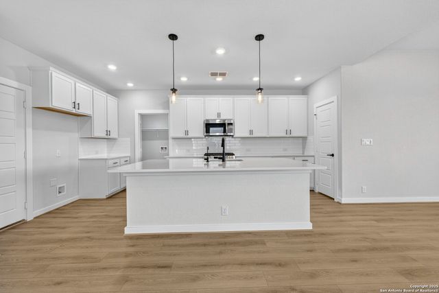 5958 Edna, New Braunfels, TX 78130