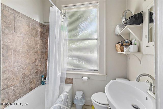 1402 JAMES Street, Jacksonville, FL 32205