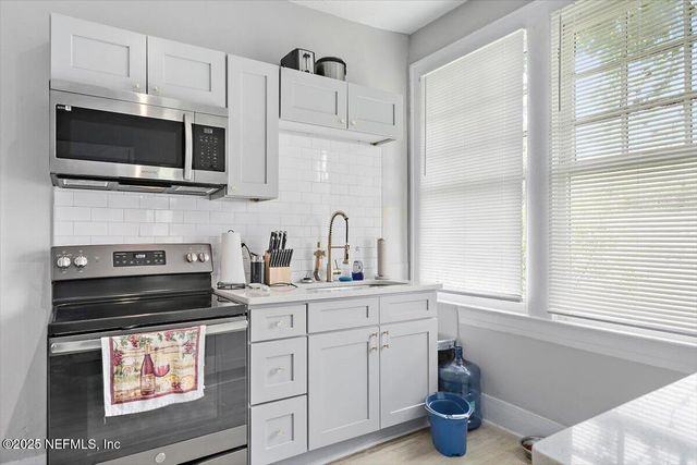 1402 JAMES Street, Jacksonville, FL 32205