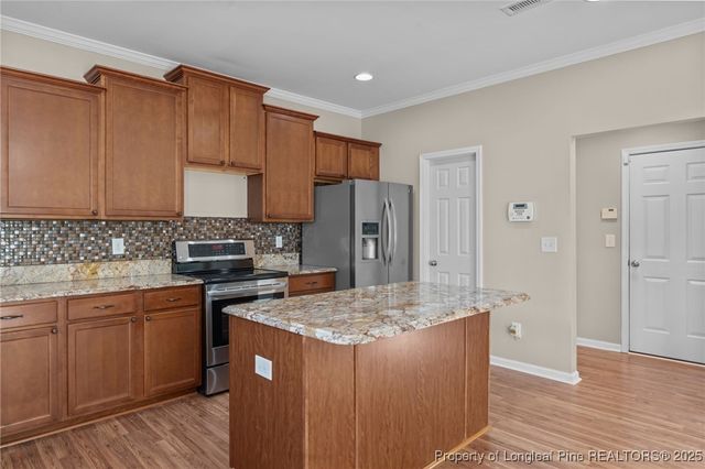 808 Camwheel Drive, Hope Mills, NC 28348