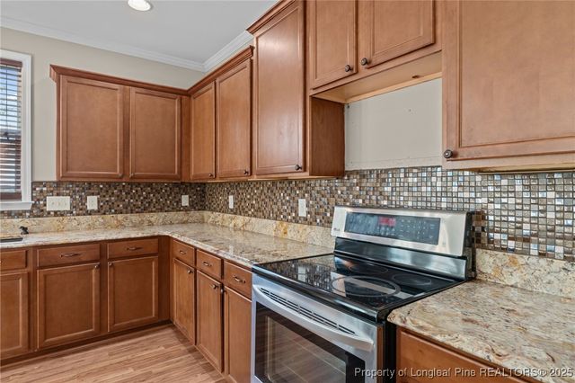 808 Camwheel Drive, Hope Mills, NC 28348