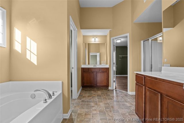 808 Camwheel Drive, Hope Mills, NC 28348