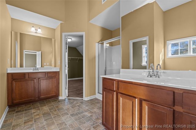 808 Camwheel Drive, Hope Mills, NC 28348