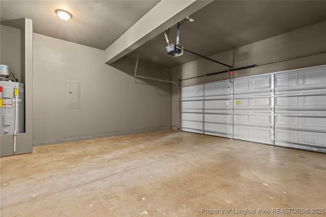 808 Camwheel Drive, Hope Mills, NC 28348