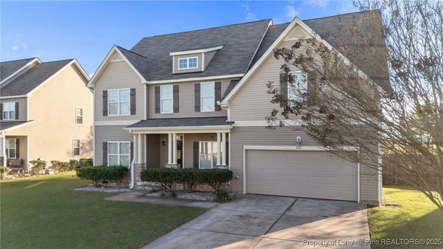 808 Camwheel Drive, Hope Mills, NC 28348