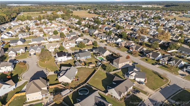 808 Camwheel Drive, Hope Mills, NC 28348