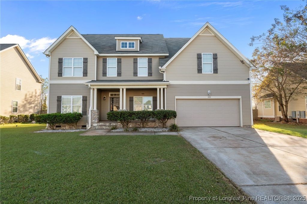 808 Camwheel Drive, Hope Mills, NC 28348