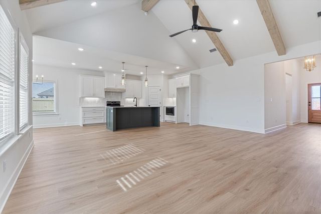 7002 SW Orange Avenue, Bentonville, AR 72713