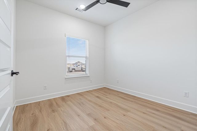 7002 SW Orange Avenue, Bentonville, AR 72713