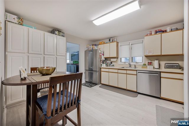 69 Davey Drive 176, West Orange, NJ 07052
