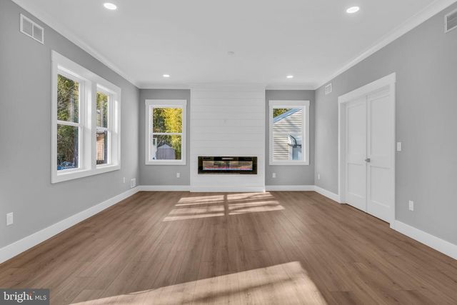 66 CLEARWATER DR, Waretown, NJ 08758