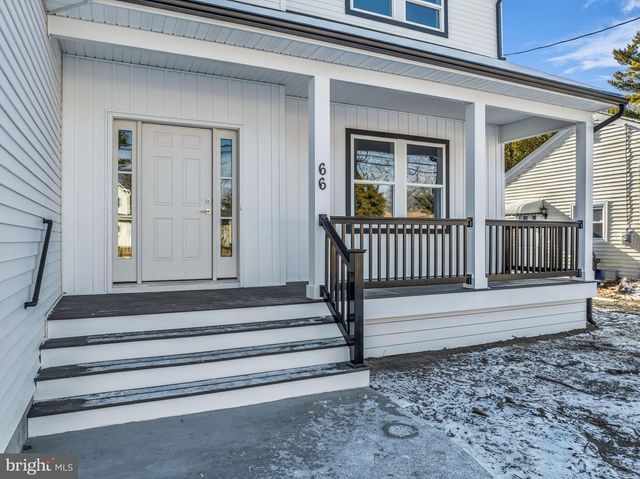 66 CLEARWATER DR, Waretown, NJ 08758