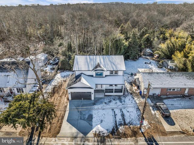 66 CLEARWATER DR, Waretown, NJ 08758