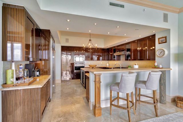 2700 N Ocean Drive 804a, Riviera Beach, FL 33404